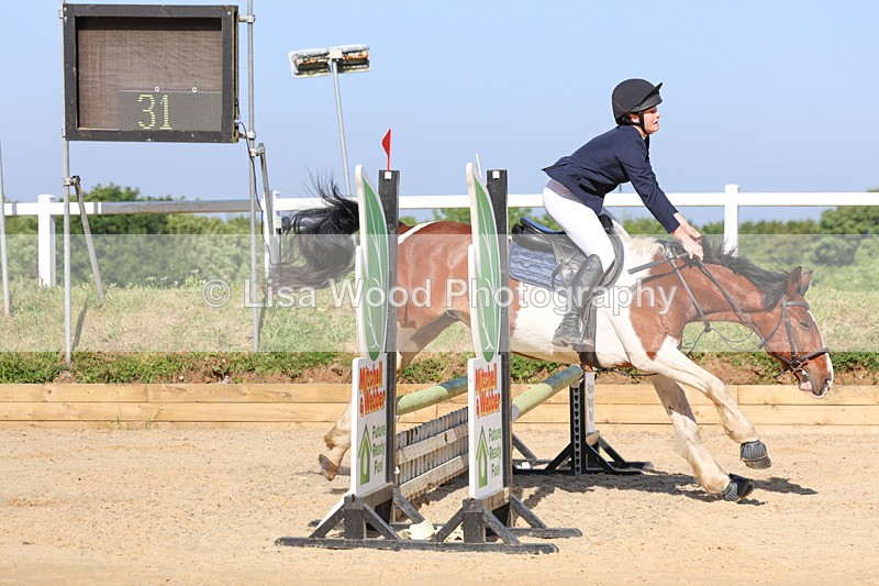 3E7A8739 - Class 2: Junior 70cm