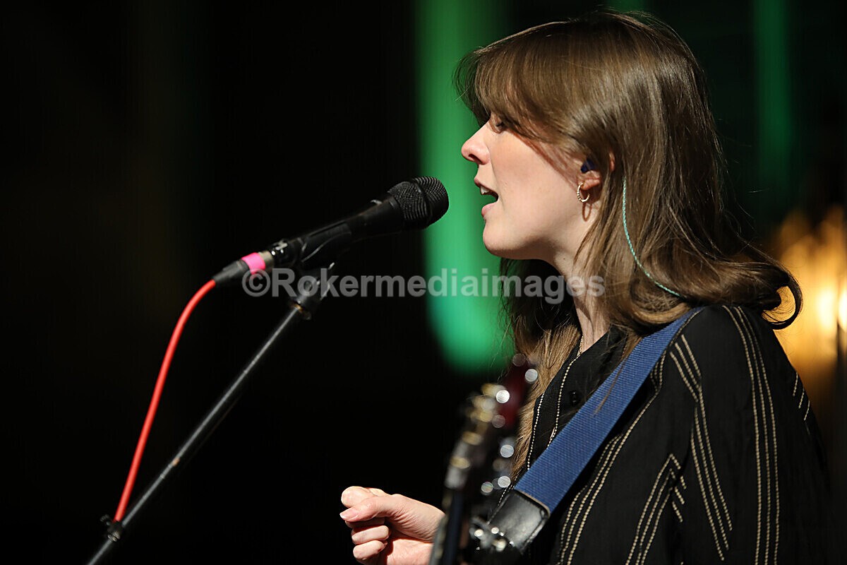 FOLK N BLUES-725 - FOLK and BLUES SEPT 2022