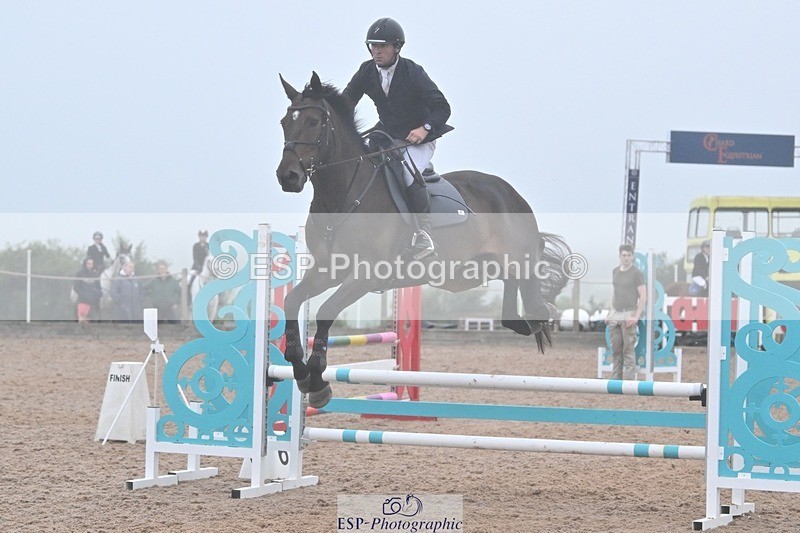 240813-193549-00975 - Classes 7 A&B 90cm