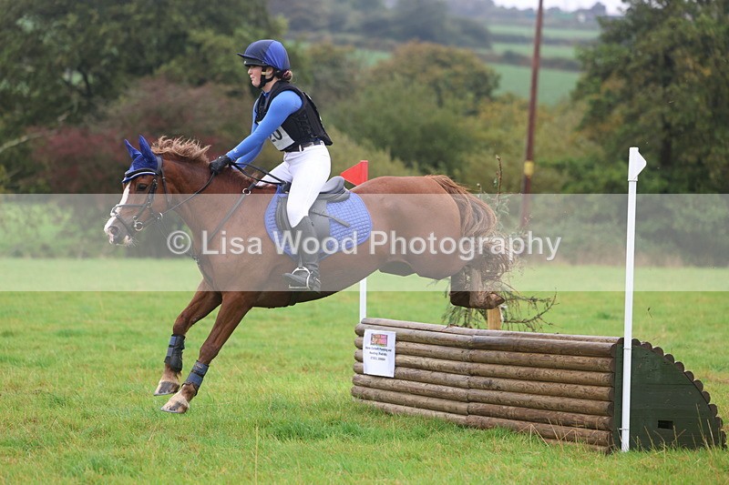 3E7A1317 - Class 2: 70cm: Half Roll Top