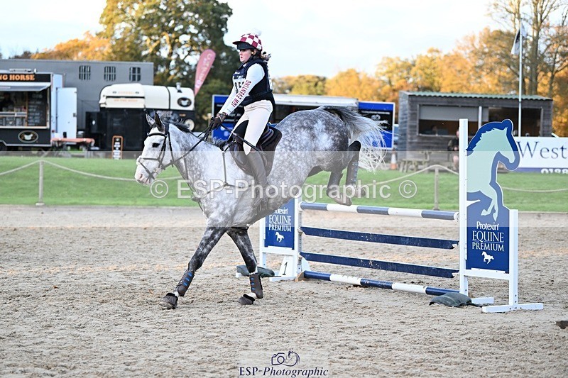 241117-155045-04896 - Cls 4 100-105cm