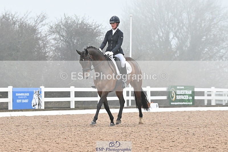 240217A-143037-03461 - 163-Anna.Johannson-Diamond.Bar