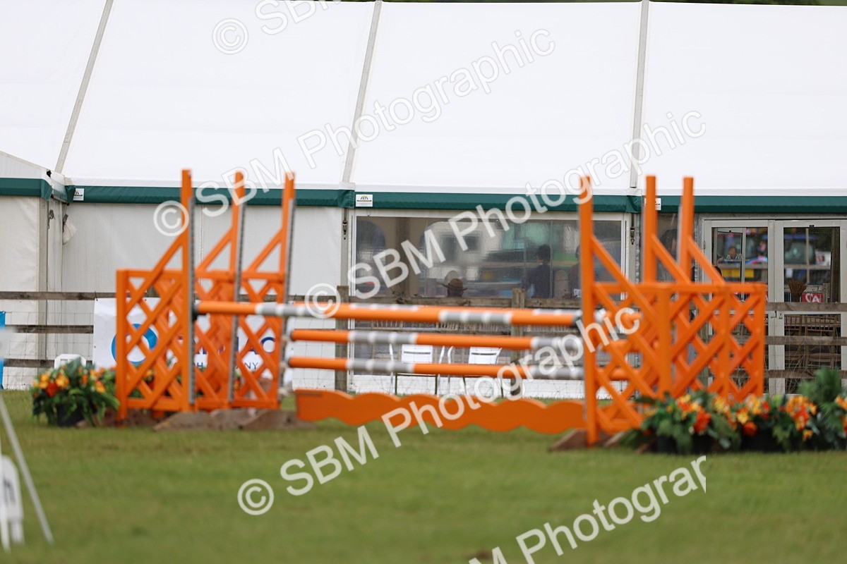 SBM_11604 - Class 205 - Tarmac Senior 1m Open