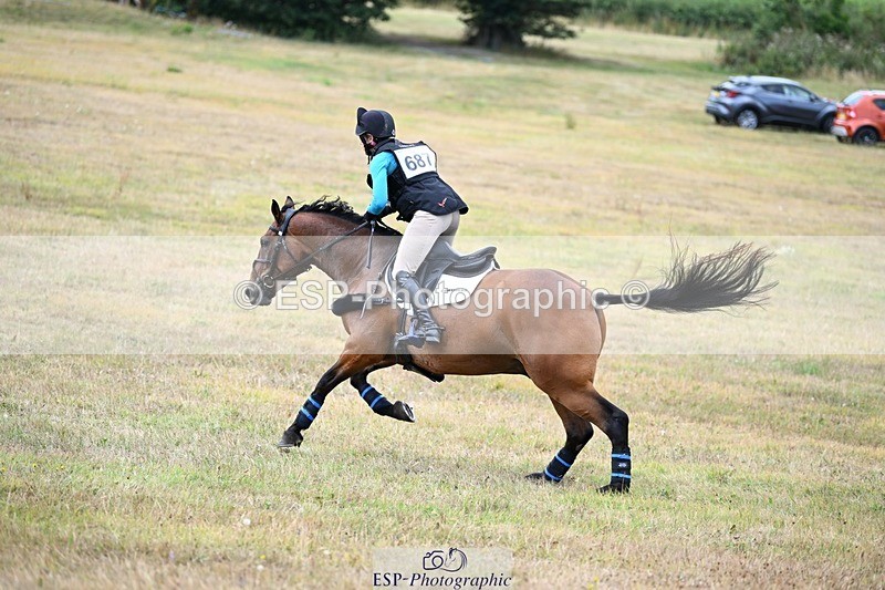 250803A-155623-16436 - O-687-Christina.Wiederkehr-KILLINAS.OISIN