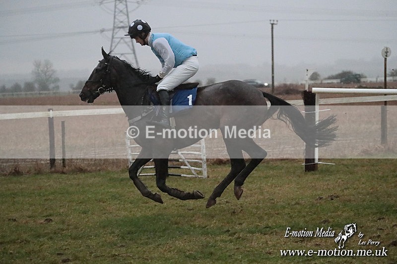 PtP 260125 1208 - Cocklebarrow Point-to-Point racing with the Heythrop Hunt 26/01/25