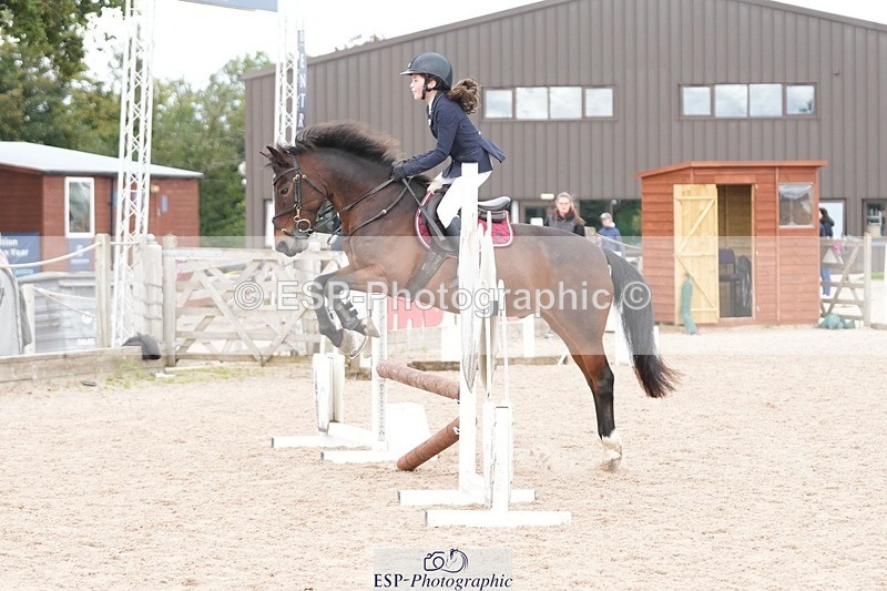 250921-144209-03710 - Cls 20 Pony 80cm Derby