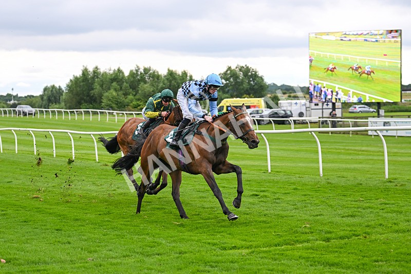 100724-Race 4-Achnamara-5002 - Race 4