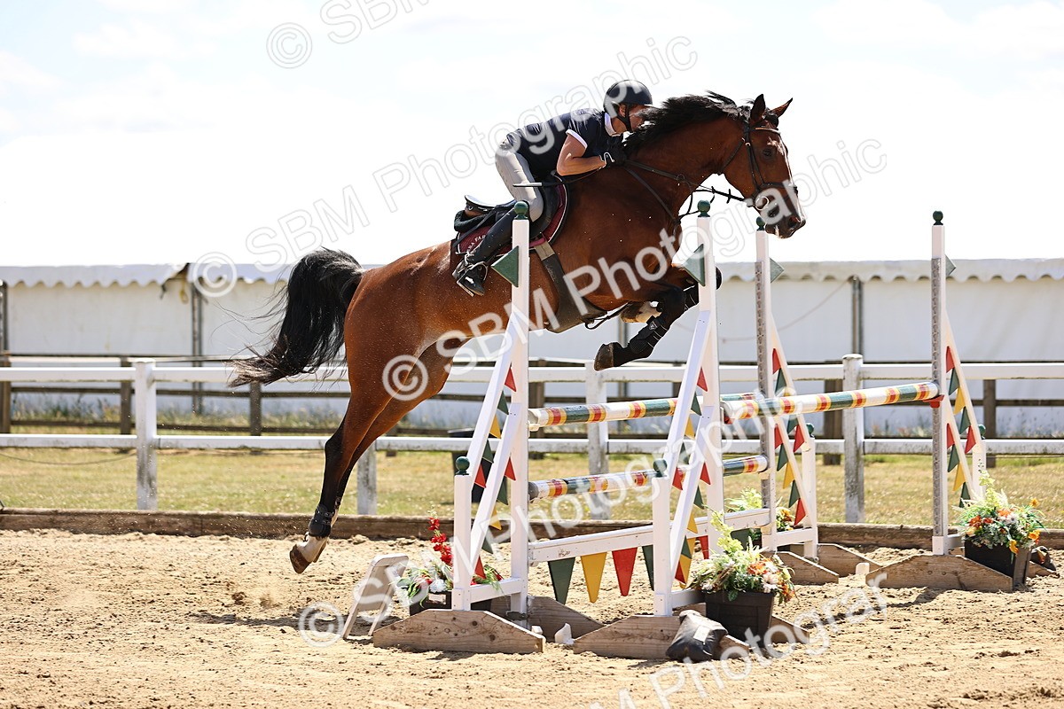 SBM_014378 - Class 15 - Senior Newcomers - 1.10m Open