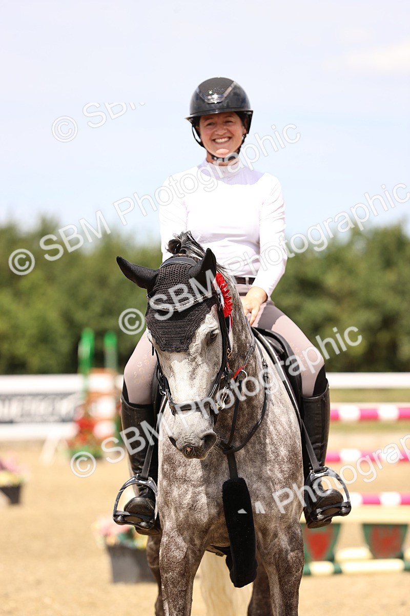 SBM_002122 - Class 16 - GFS Senior Newcomers 1.25m