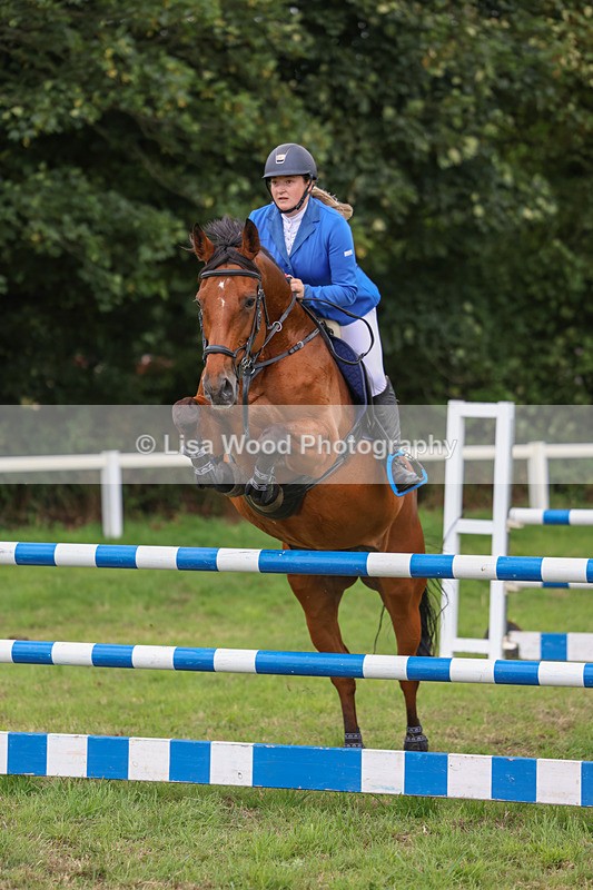 3E7A8158 - Class 7: Senior Newcomers/1.10m open