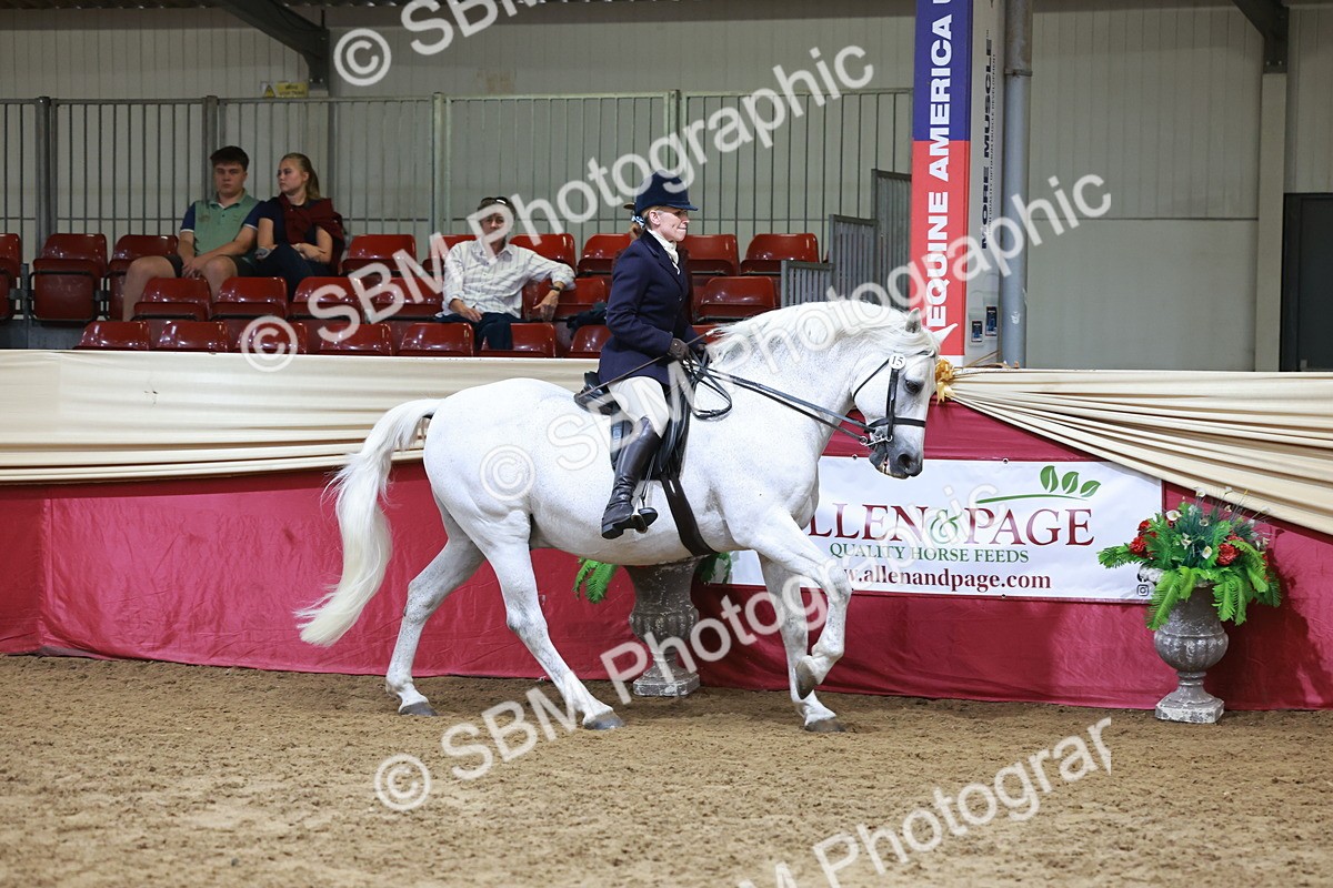 SBM_18557 - Class 952 - M&M Ridden Supreme Final