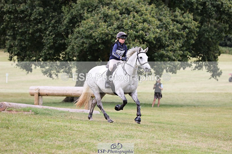 240825X-160706-36402 - 80cm XC 15.30 to 16.30