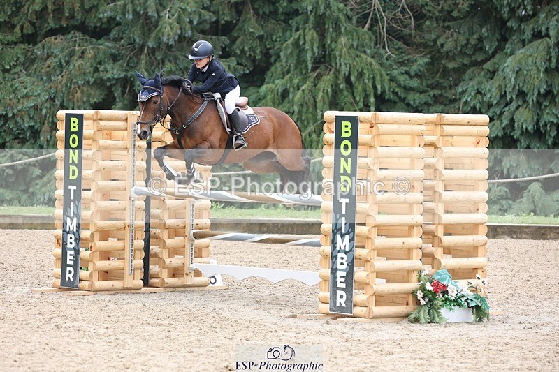 230618-095524-09841 - Cls 19 Pony Intro 1m