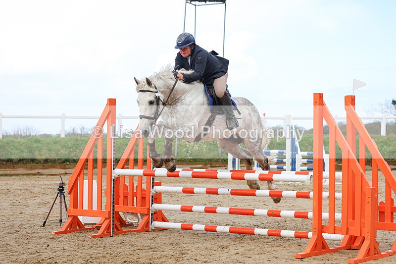 3E7A0772 - Class 4: Senior British Novice/90cm open
