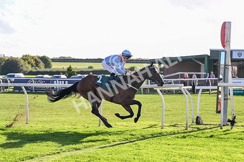 300926-Race 4-Diamont Katie-6532 - Race 4 3.42pm Bet At racingtv.com Handicap (Div I)