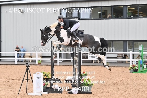 BPP_4409 - CLASS 5 WED Redpost Equestrian Senior Foxhunter/1.20m Open