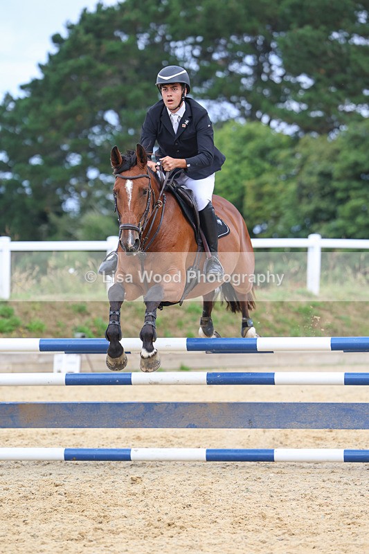 3E7A4834 - Class 4: Senior British Novice/90cm open
