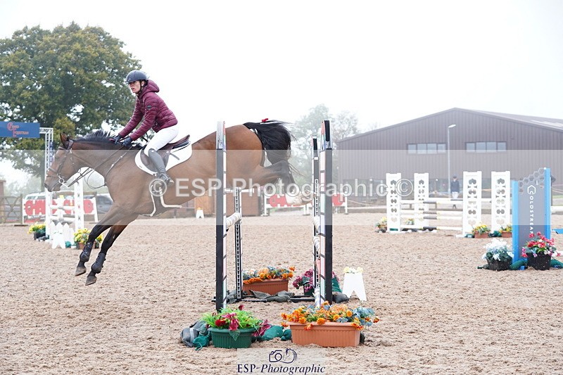 241006A-124724-06863 - Cls 20 Snr Newc & 1.10 Open