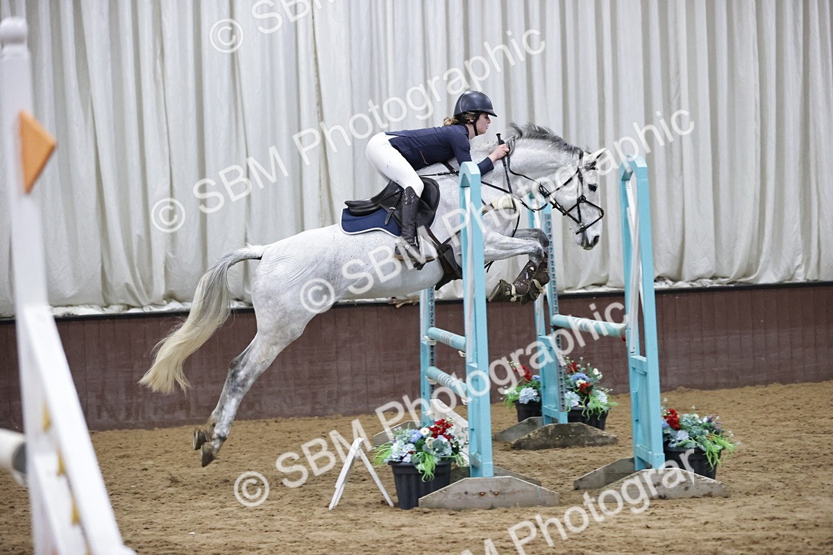 SBM_001152 - Class 4 - Senior Newcomers/ 1.10m Open