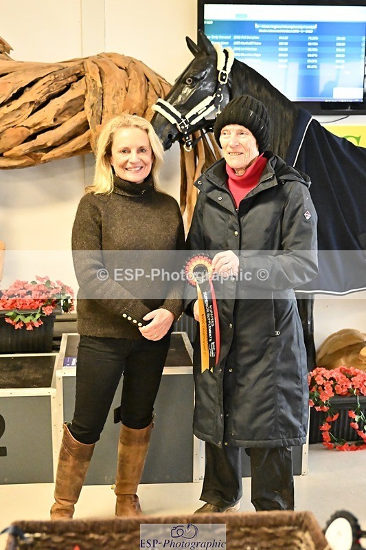 250216-125554-05522 - FS Adv Medium Gold Presentations