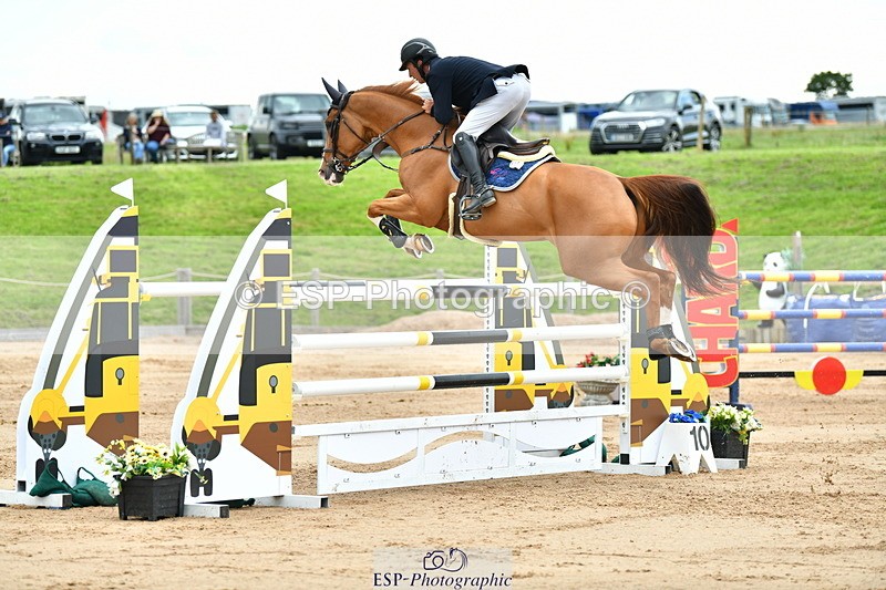 230720A-152341-03844 - Cls 9, 2 Star Big 1.40m Start to break