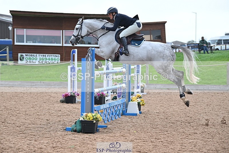 231013A-150934-02932 - Cls 9 Foxhunter & 1.20m Open