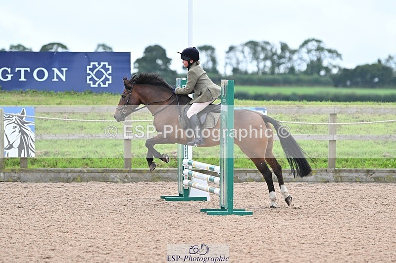 240813-162016-00221 - Clear round & 60cm