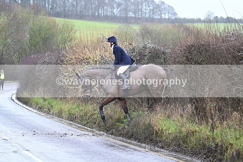 WJ7_7060 - Crossing A Camera