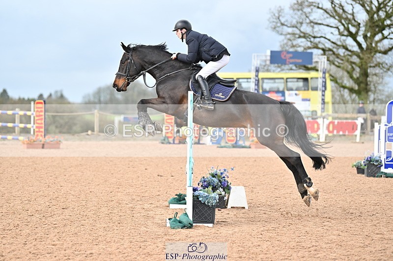 240315A-122203-00898 - Cls 3 Snr Foxhunter