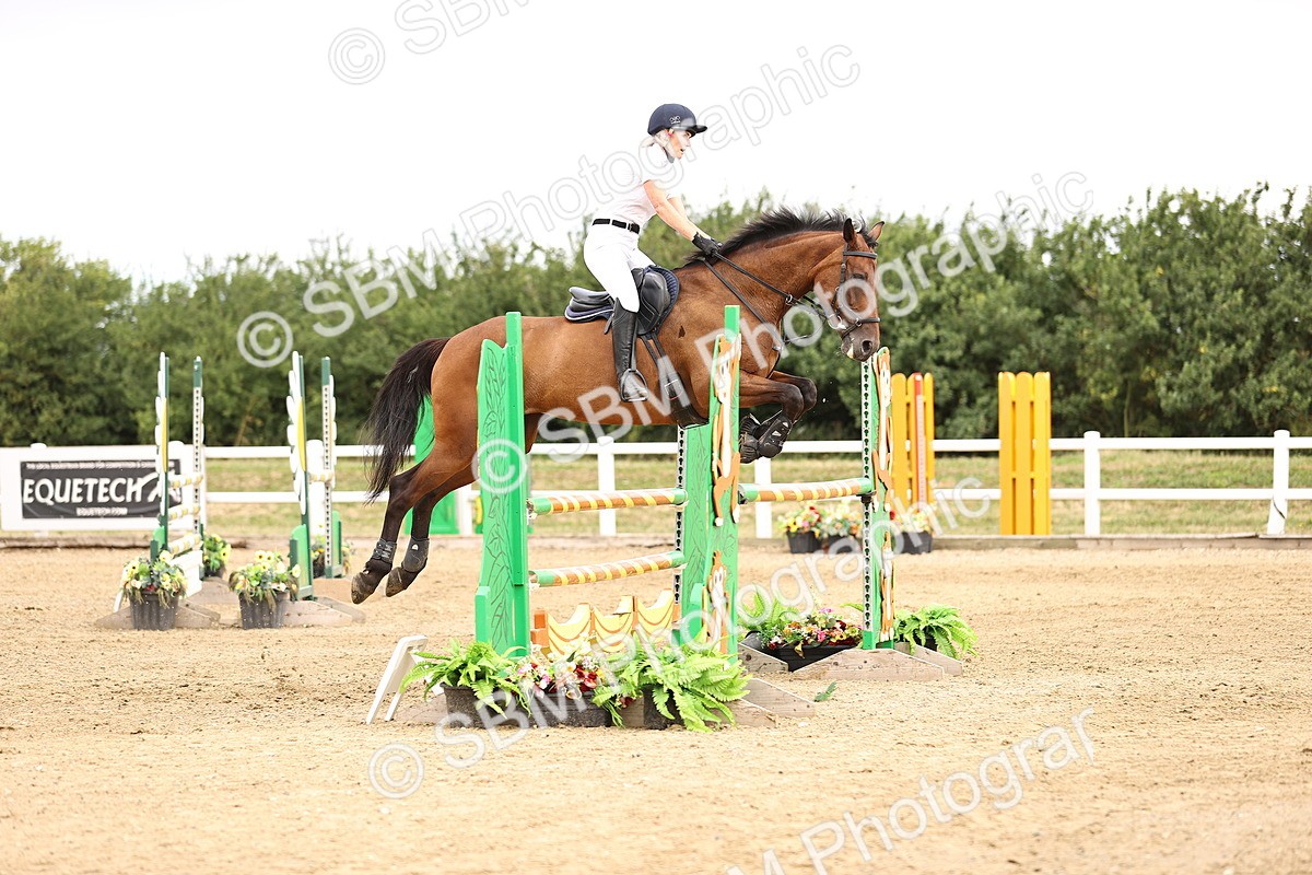 SBM_003207 - Class 21 - Senior Newcomers - 1.10m