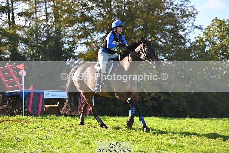 241026-125008-13422 - 445-Danielle.Burnford-ULTRA.LIGHT