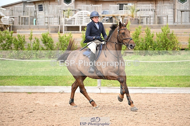 250611-140028-00760 - Cls 6 Snr Foxhunter & 1.20m Open