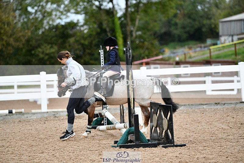 241013B-092841-00200 - Cls 1 Clear Round