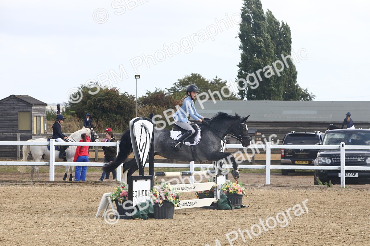 SBM_007568 - Class 10 - 80cm Champs