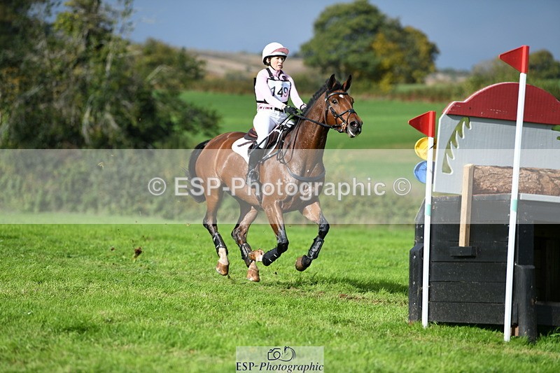 251024A-132722-12050 - B-149-Kate.Rowe