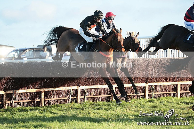 PtP 301125  0732 - Hursley Hambledon Point-to-Point Larkhill Racecourse 30/11/2025