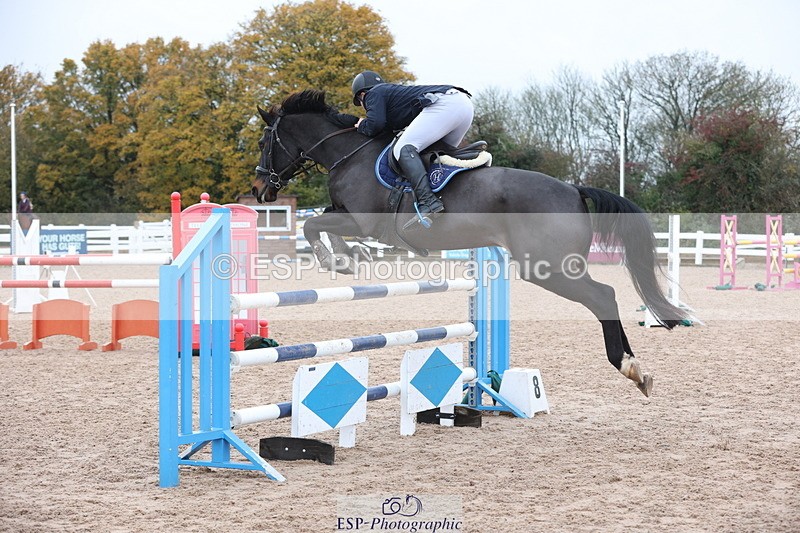 231112A-123819-04103 - Cls 19 Snr 1.05m Open