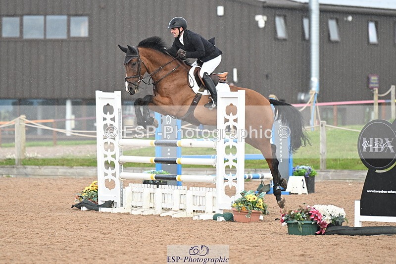 240912A-111127-00507 - Cls 2 Snr Newcomers