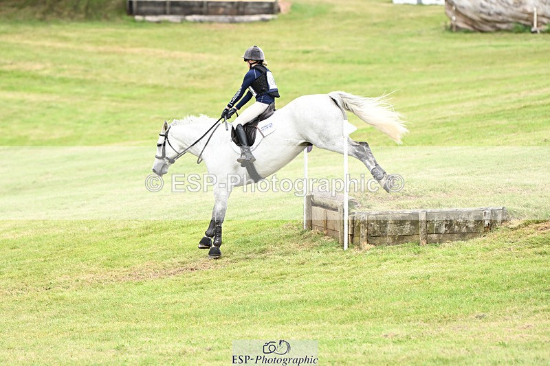 240825X-160607-36665 - 80cm XC 15.30 to 16.30