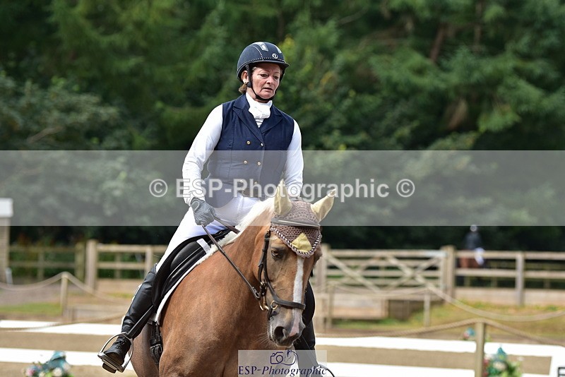 250719A-102100-03635 - 086-Alison.Nicoll-Moondust