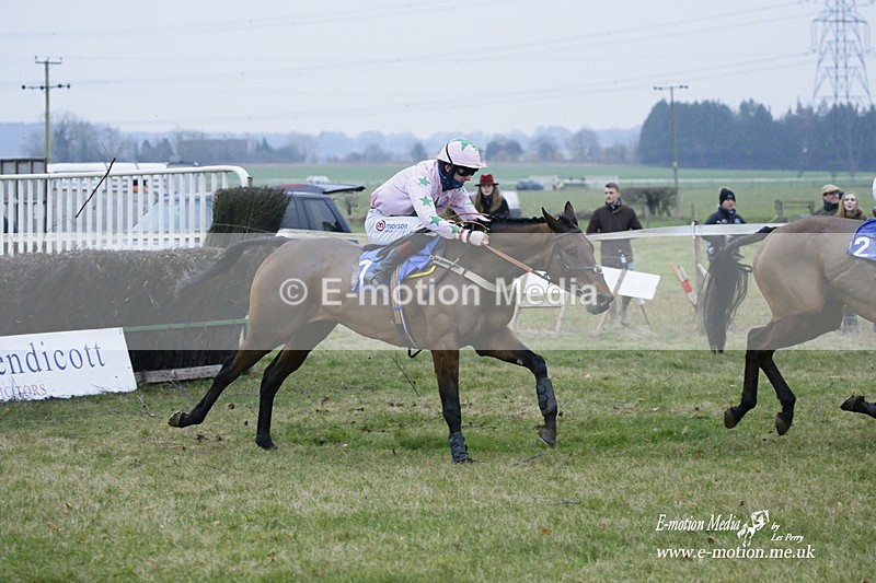 PtP 230122 812 - Cocklebarrow Races - Heythrop Hunt - 23/01/22