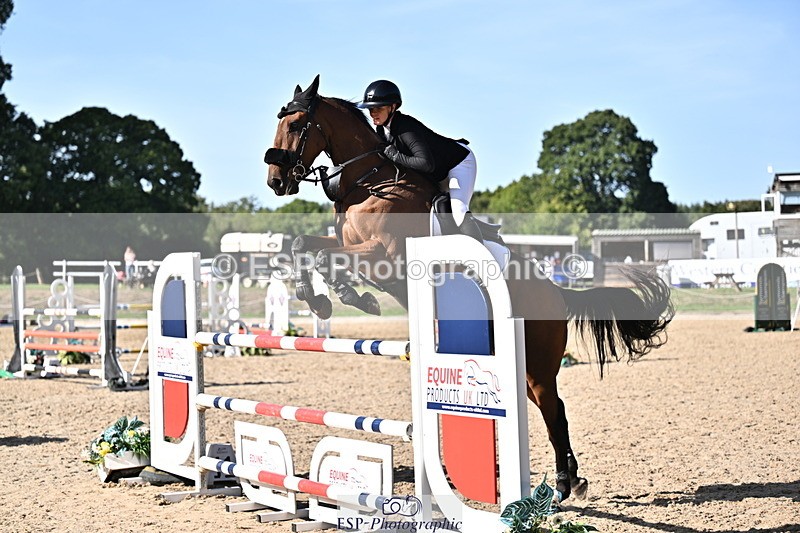 260906A-160908-04583 - Cls 24 Snr Foxhunter