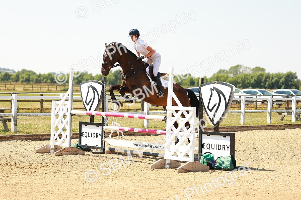 SBM_001485 - Class 4 - Senior Newcomers - 1.10m