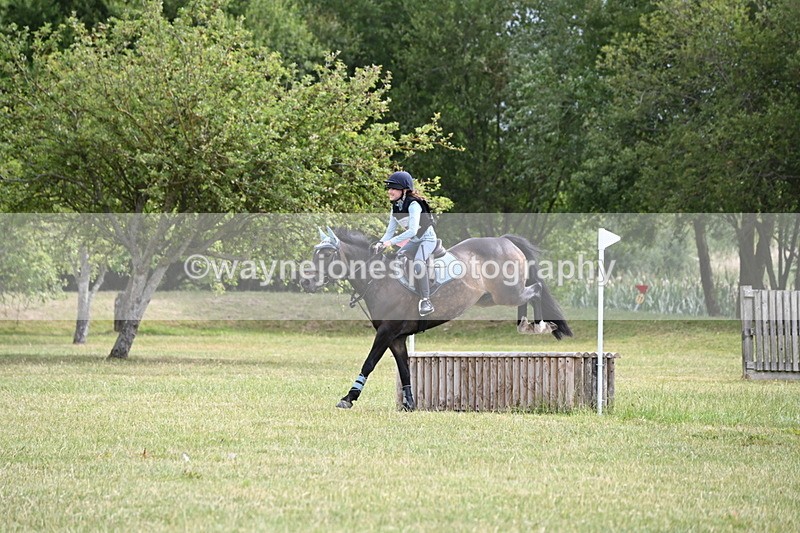 WJ6_6388 - 60cm XC Time 10:17 to 10:49