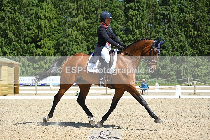 230526-150112-07084 - 487-MGH_GRAFTON_STREET-Pippa_Funnell-DR