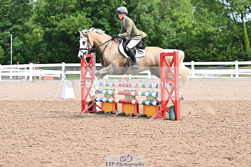 240619A-110028-00005 - Cls 1 British Novice and 90cm Open