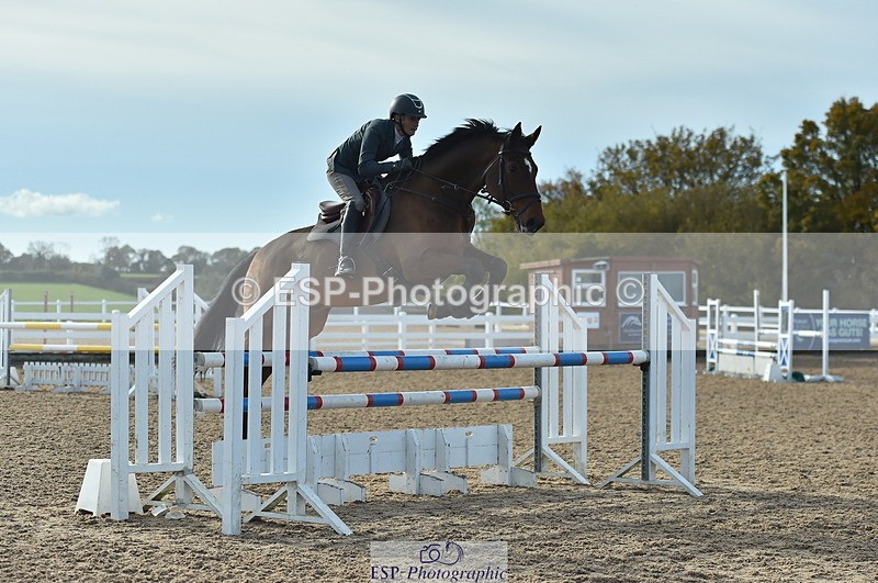 231111A-112450-01648 - Cls 11 Snr 1.05m Open