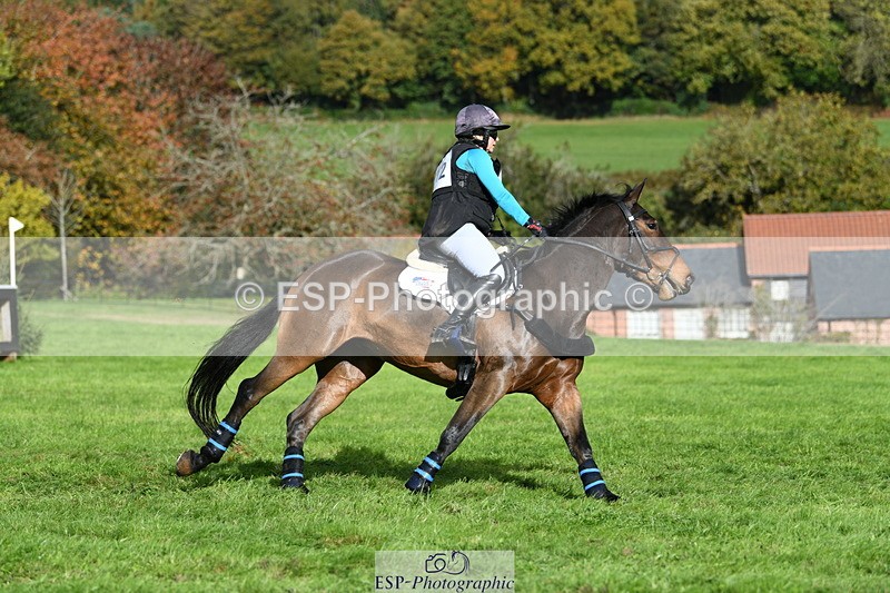 251024A-120627-09165 - B-112-Christina.Wiederkehr