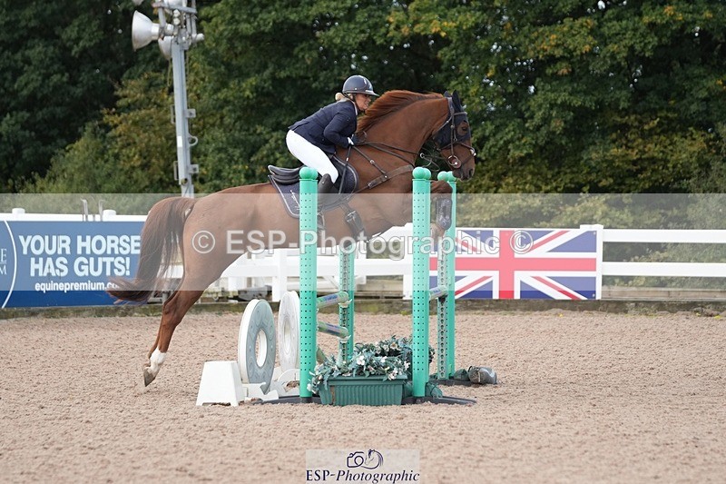 251005-100735-02466 - Cls 22 British Novice and 90cm