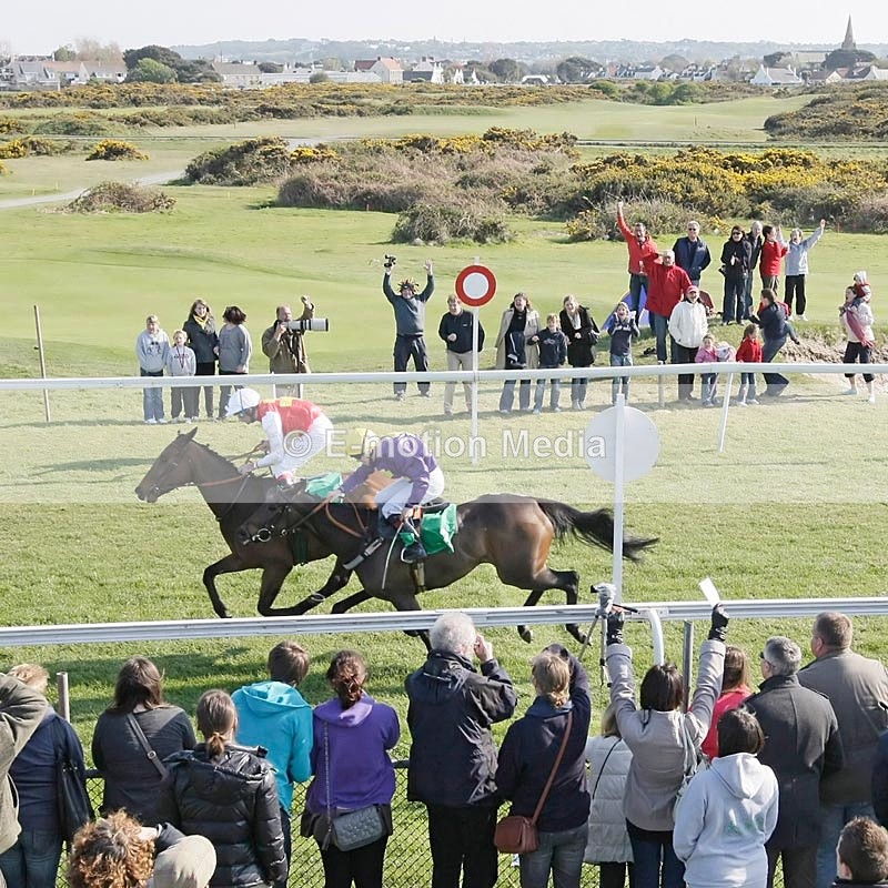 Race-5-5-sq-a - Gsy Race Finish Line 03/05/10